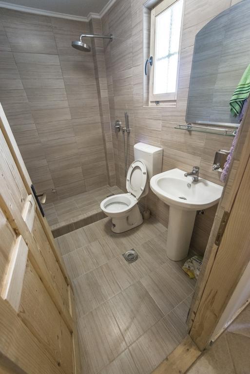 Gradacka Banja Brvnare Apartment Bagian luar foto